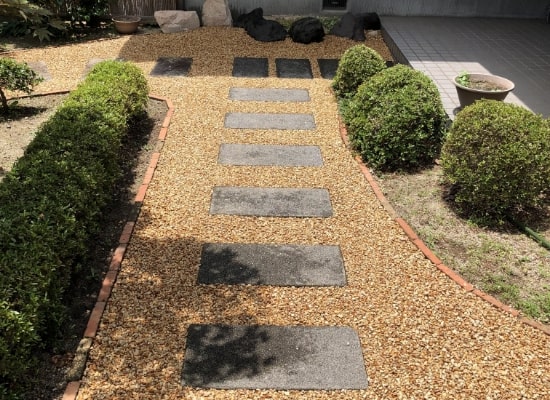 お庭のリメイク・防草シート